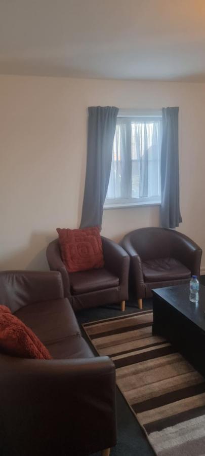 Very Nice Two Bedroom Apartment In London Exterior foto